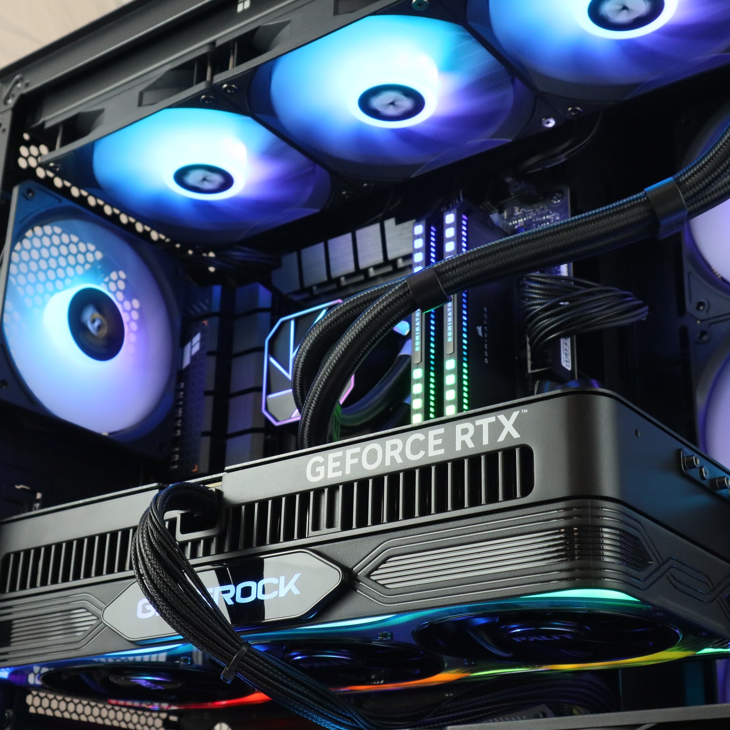 RYZEN 7 9800X3D / RTX 5090 GAMING PC - BEST OF THE BEST