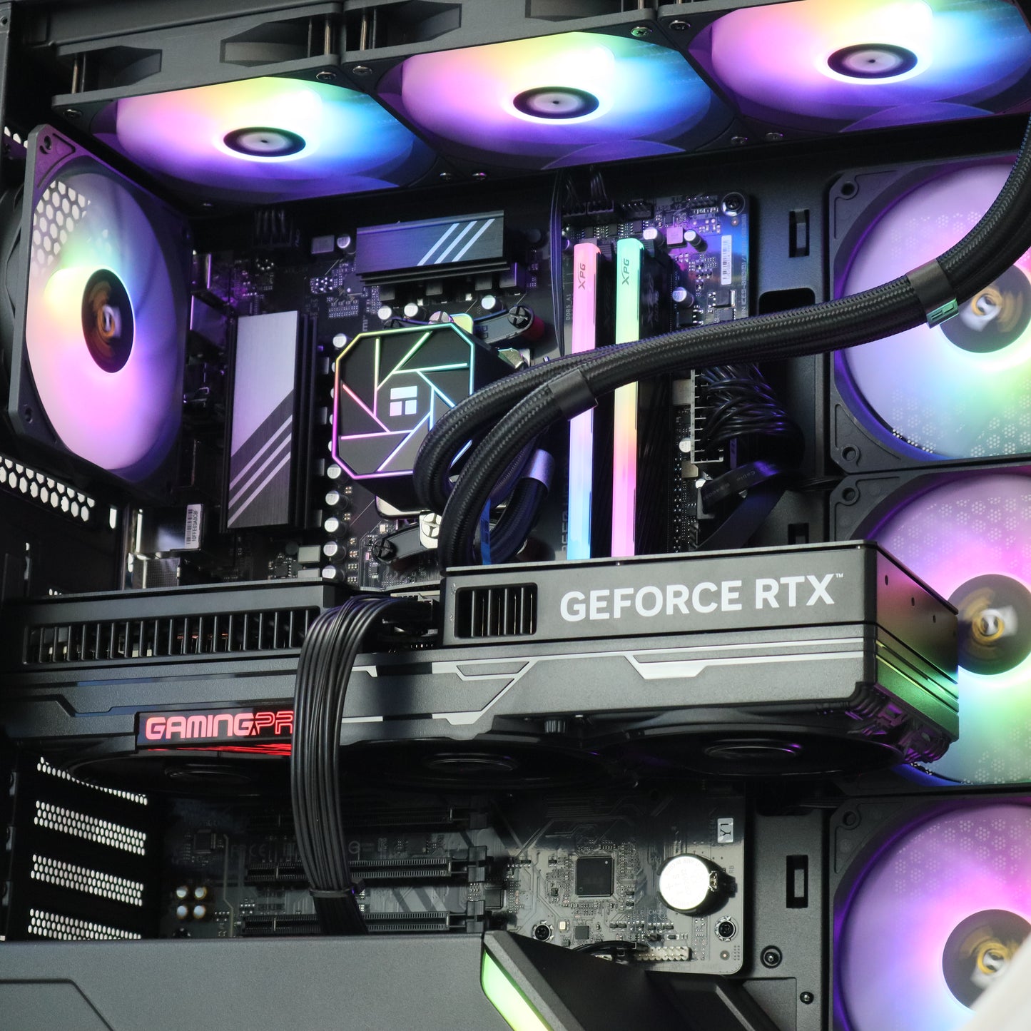 ELECTRO - DRONE - RYZEN 7 7800X3D / 32GB RAM / RTX 5080