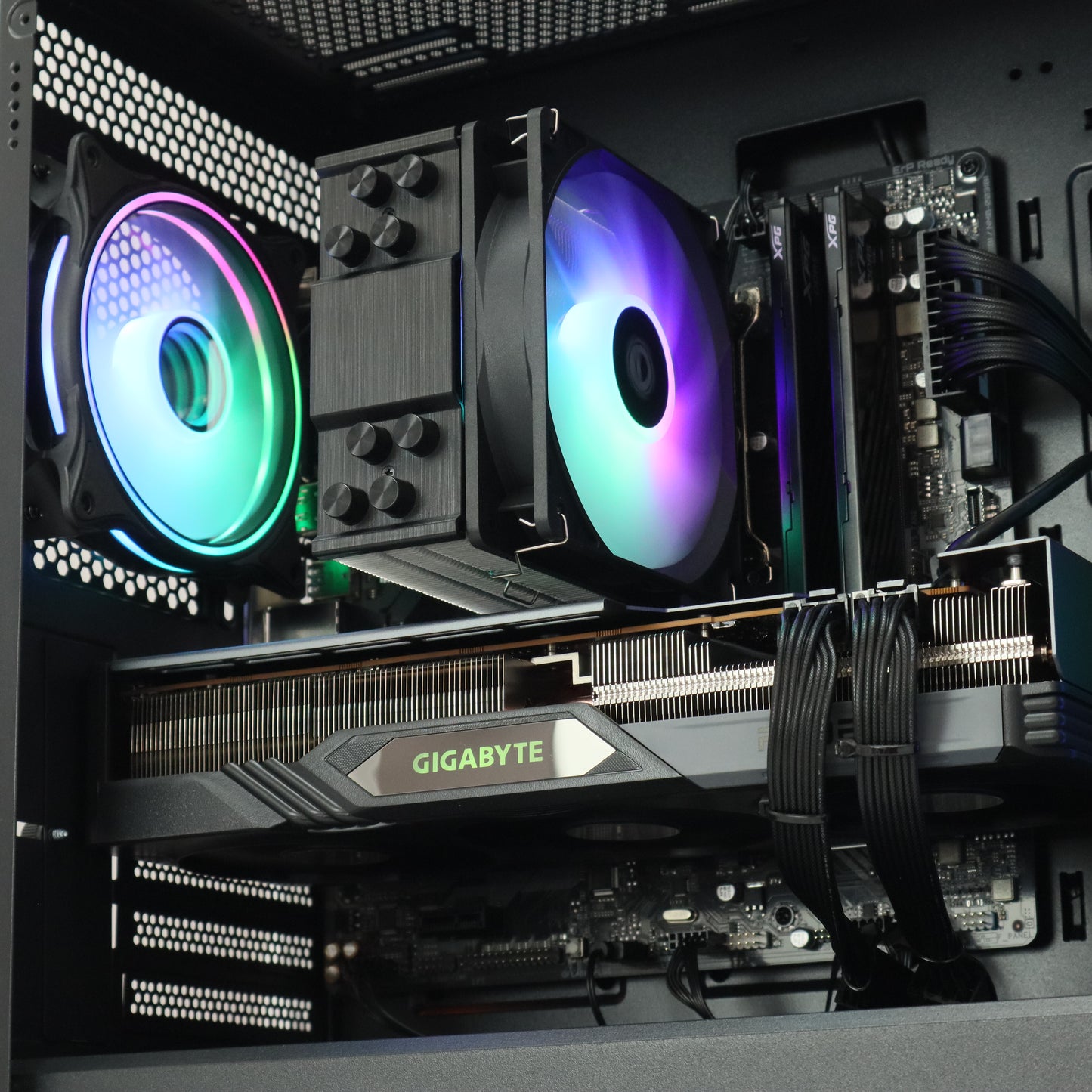 ELECTRO - EVOLUTION- i5 13400F / 32GB RAM / RX 7800 XT