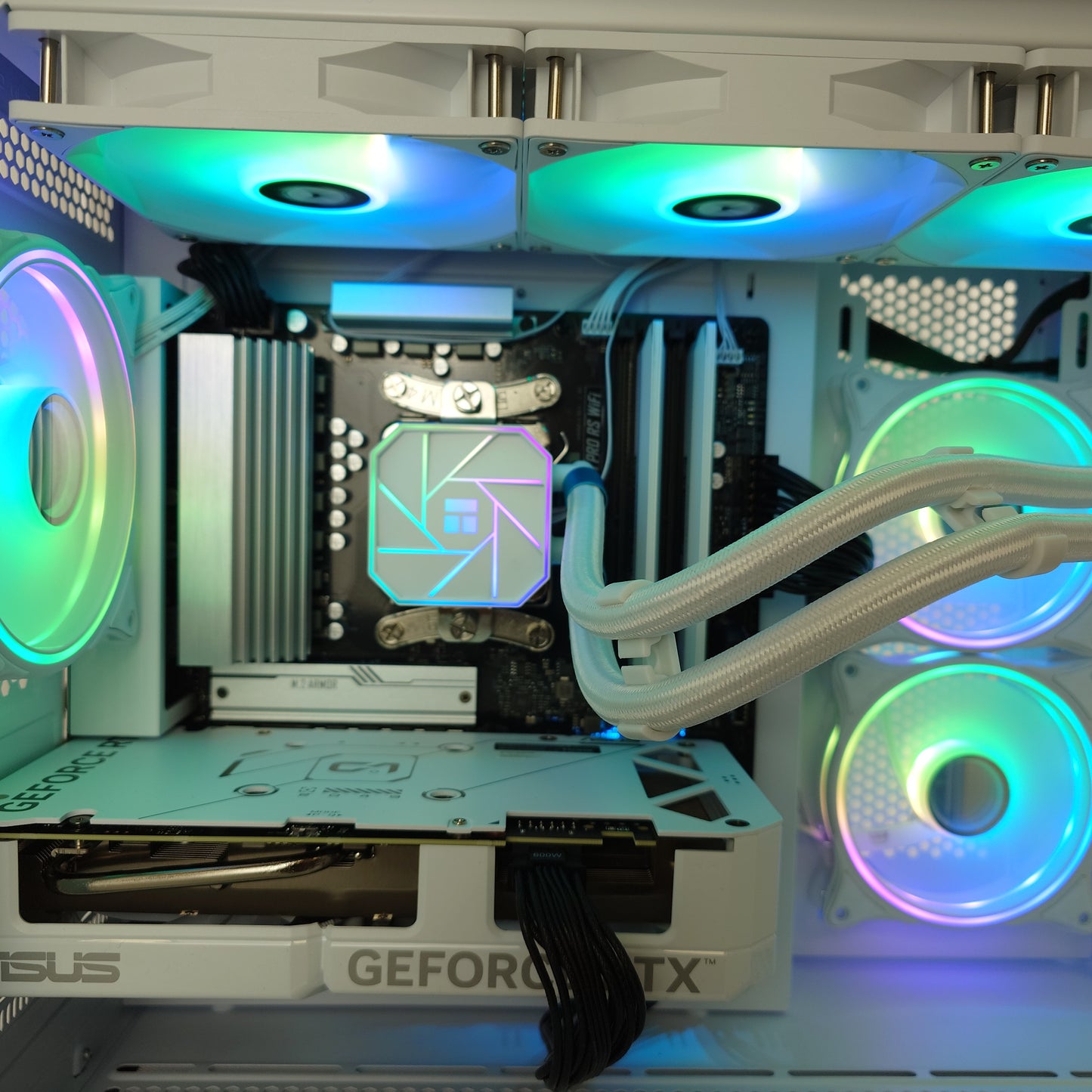 ELECTRO - ICE - Ryzen 5 7500F / 32GB RAM / RTX 4070 SUPER